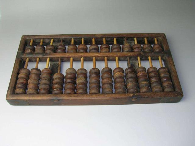 鐵算算盤一肖中特免費(fèi)資料，揭秘彩票預(yù)測(cè)的秘密，揭秘彩票預(yù)測(cè)秘密，鐵算算盤一肖中特免費(fèi)資料揭秘