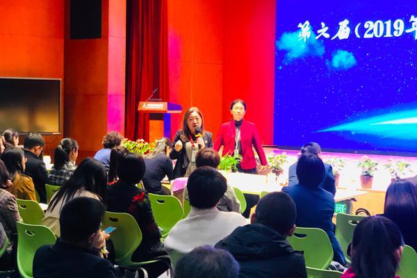 芳草地免費(fèi)資料論壇，共享知識(shí)的海洋，芳草地免費(fèi)資料論壇，知識(shí)的海洋共享平臺(tái)