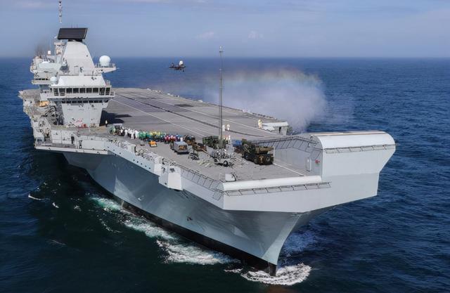 英國航母進(jìn)入南海，地區(qū)安全局勢的新觀察，英國航母南海行動，地區(qū)安全局勢再觀察