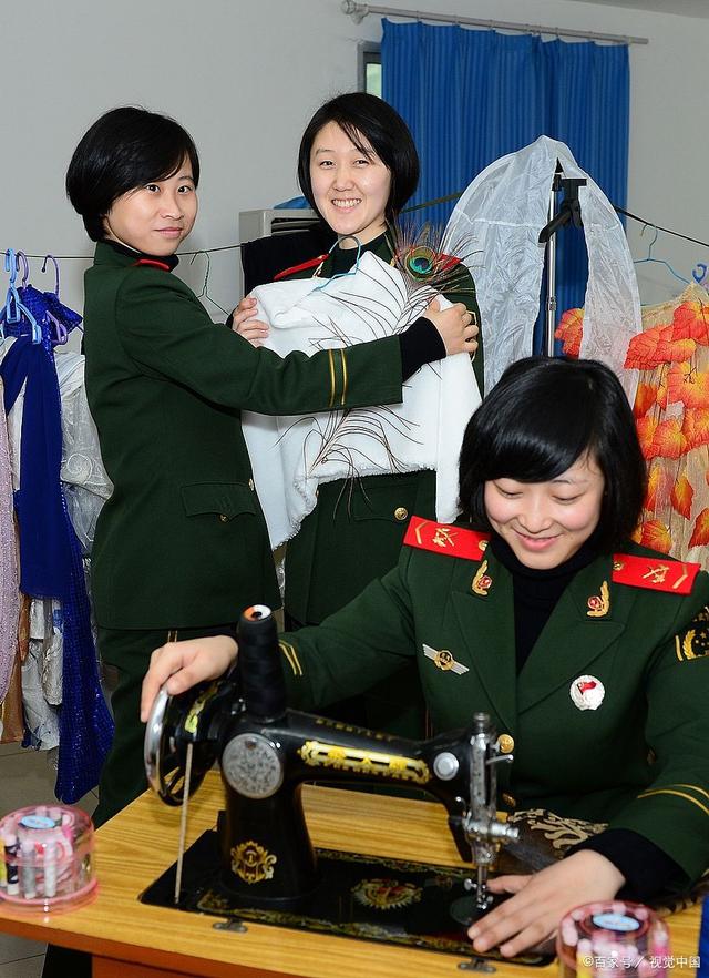 女兵背后的家庭，探尋她們的成長與力量源泉，女兵背后的家庭，成長與力量之源的探尋