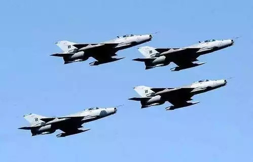 殲七飛機(jī)性能參數(shù)深度解析，殲七飛機(jī)性能參數(shù)全面解析