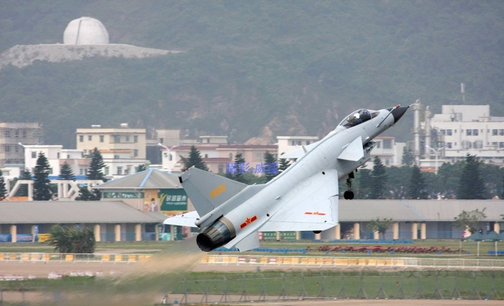 殲十飛機(jī)介紹，殲十飛機(jī)，深度介紹與解析