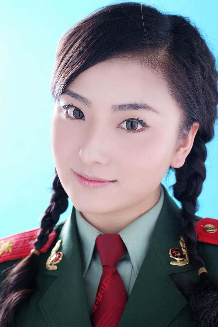 中國最漂亮的女兵照片第一名——展現(xiàn)英雄之美與榮耀印記，中國女兵第一名，榮耀印記與英雄之美的璀璨瞬間