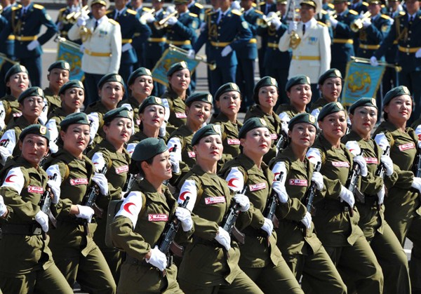 盤點世界各國閱兵，壯麗場面與軍事力量展示，全球閱兵盛況盤點，壯麗場面與軍事力量的展示