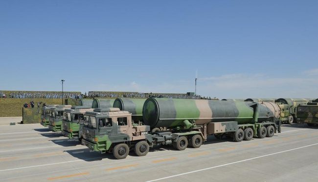 中國最新武器亮相，展現(xiàn)國防實力與科技創(chuàng)新，中國最新武器亮相，國防實力與科技創(chuàng)新的雙重展現(xiàn)