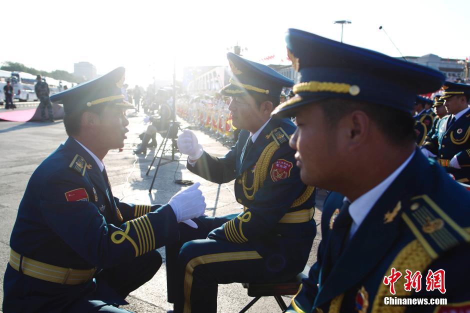 紀念抗戰(zhàn)勝利70周年閱兵盛典，高清圖片回顧，抗戰(zhàn)勝利70周年閱兵盛典高清圖片回顧，榮耀瞬間，永載史冊