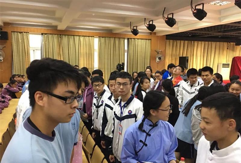 新澳門三中三6組免費公開——探索與解析，澳門三中三最新6組數(shù)據(jù)解析與探索，免費公開揭秘