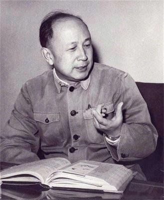 錢學(xué)森的成就和貢獻(xiàn)，偉大的科學(xué)家的一生，錢學(xué)森的偉大成就與科學(xué)貢獻(xiàn)，一生獻(xiàn)身于科學(xué)事業(yè)的光輝歷程