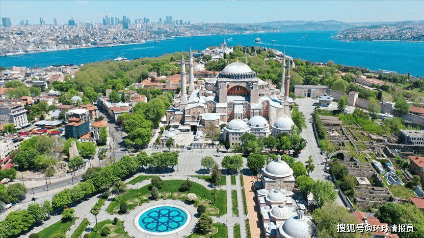 君士坦丁堡的改名及其背后的歷史變遷，君士坦丁堡改名背后的歷史變遷與影響