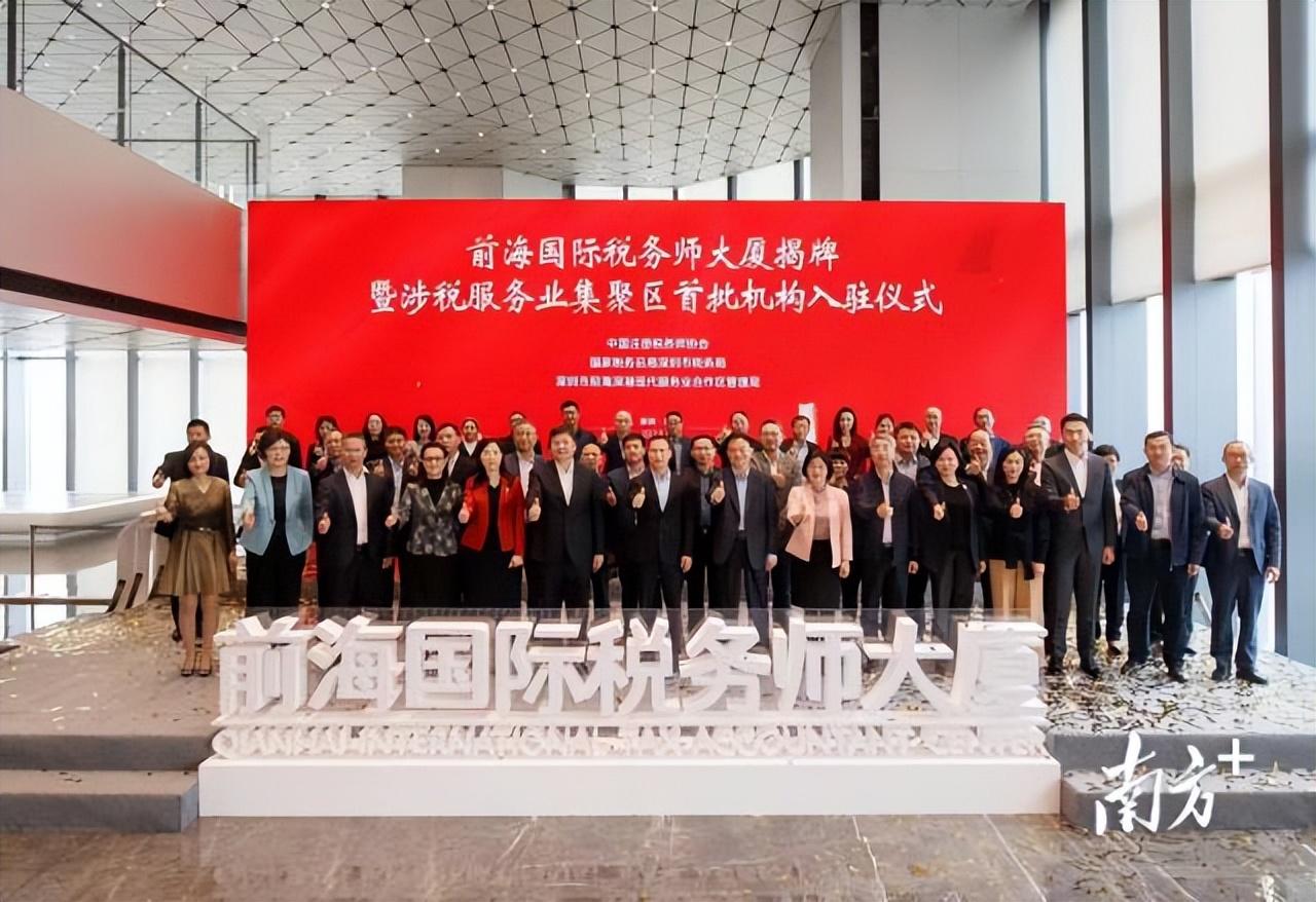 獨(dú)家爆料2025年香港正版資料免費(fèi)大全——一站式獲取所有資源！，獨(dú)家爆料，2025年香港正版資料大全——免費(fèi)獲取所有資源一站式平臺(tái)！