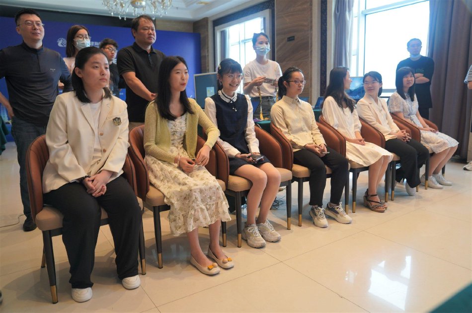 精準(zhǔn)三肖三碼期期必中，揭秘彩票預(yù)測(cè)技巧與策略，揭秘彩票精準(zhǔn)預(yù)測(cè)技巧，三肖三碼期期必中策略