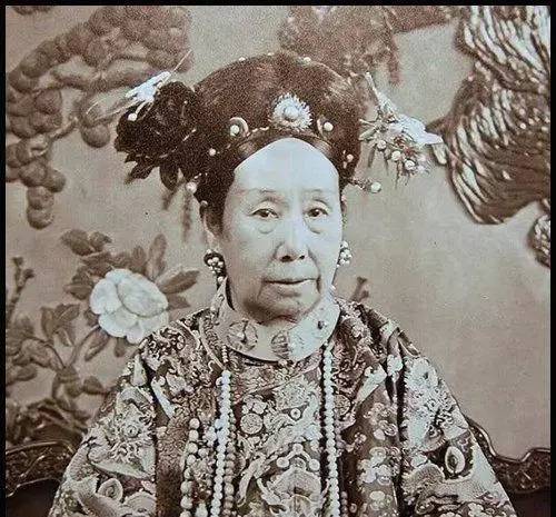 揭秘劉伯溫精準一肖的神秘面紗，劉伯溫精準預測生肖之謎揭秘