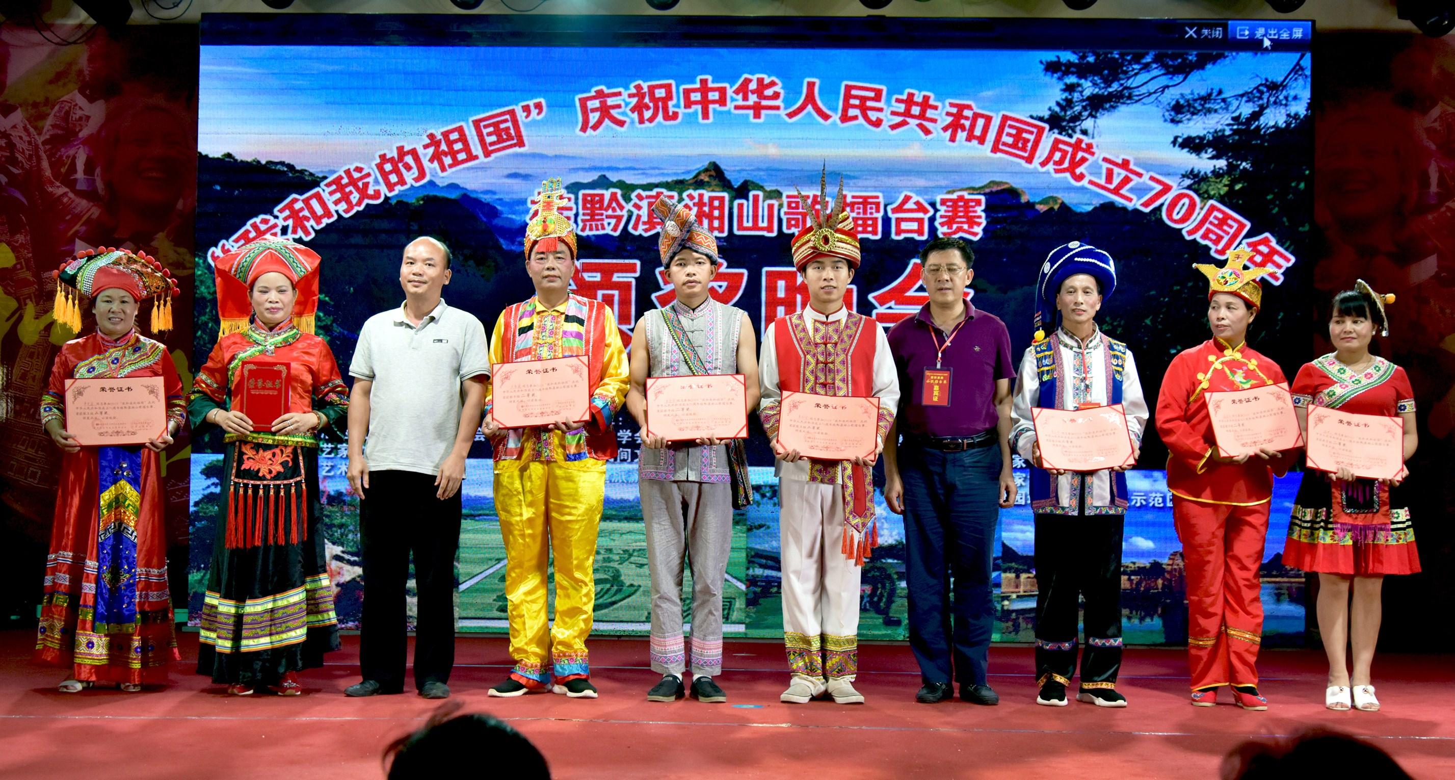 王中王免費四肖選一肖，揭秘真相與策略，王中王免費四肖選一肖，真相揭秘與策略探討