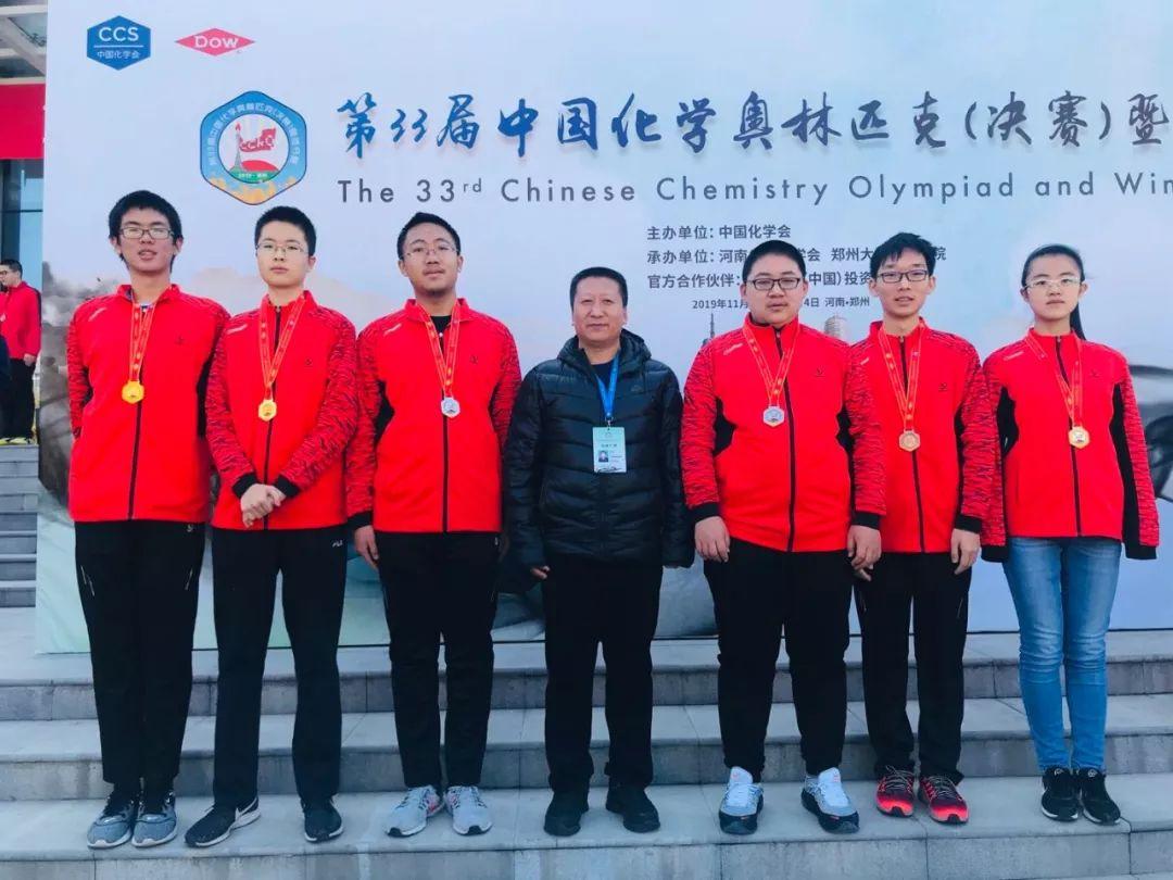 澳門一碼一肖一恃一中348，揭秘背后的故事與秘密，澳門一碼一肖一恃一中348背后的故事與秘密揭曉