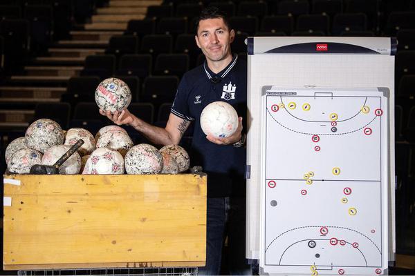 白小姐王中王一肖選一碼，揭秘背后的秘密與策略，揭秘白小姐王中王一肖選一碼背后的策略與秘密