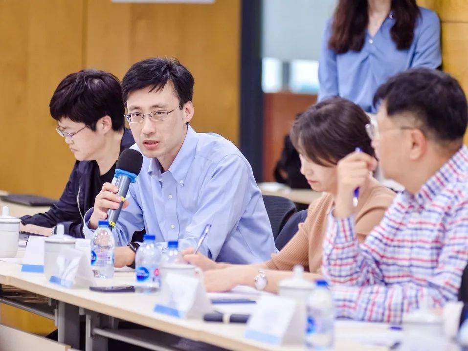 王中王一肖中持嗎？深度解析背后的故事與真相，揭秘王中王一肖背后的故事與真相，深度解析與真相探討