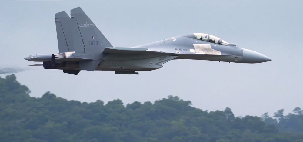 殲16與殲11的區(qū)別外觀深度解析，殲16與殲11外觀深度解析，揭秘二者差異