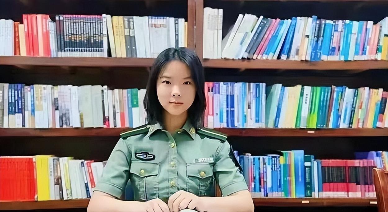 現(xiàn)任國防大學(xué)校長，領(lǐng)導(dǎo)力與學(xué)術(shù)成就的雙重典范，國防大學(xué)校長，領(lǐng)導(dǎo)力與學(xué)術(shù)成就的雙重典范典范人物風(fēng)采