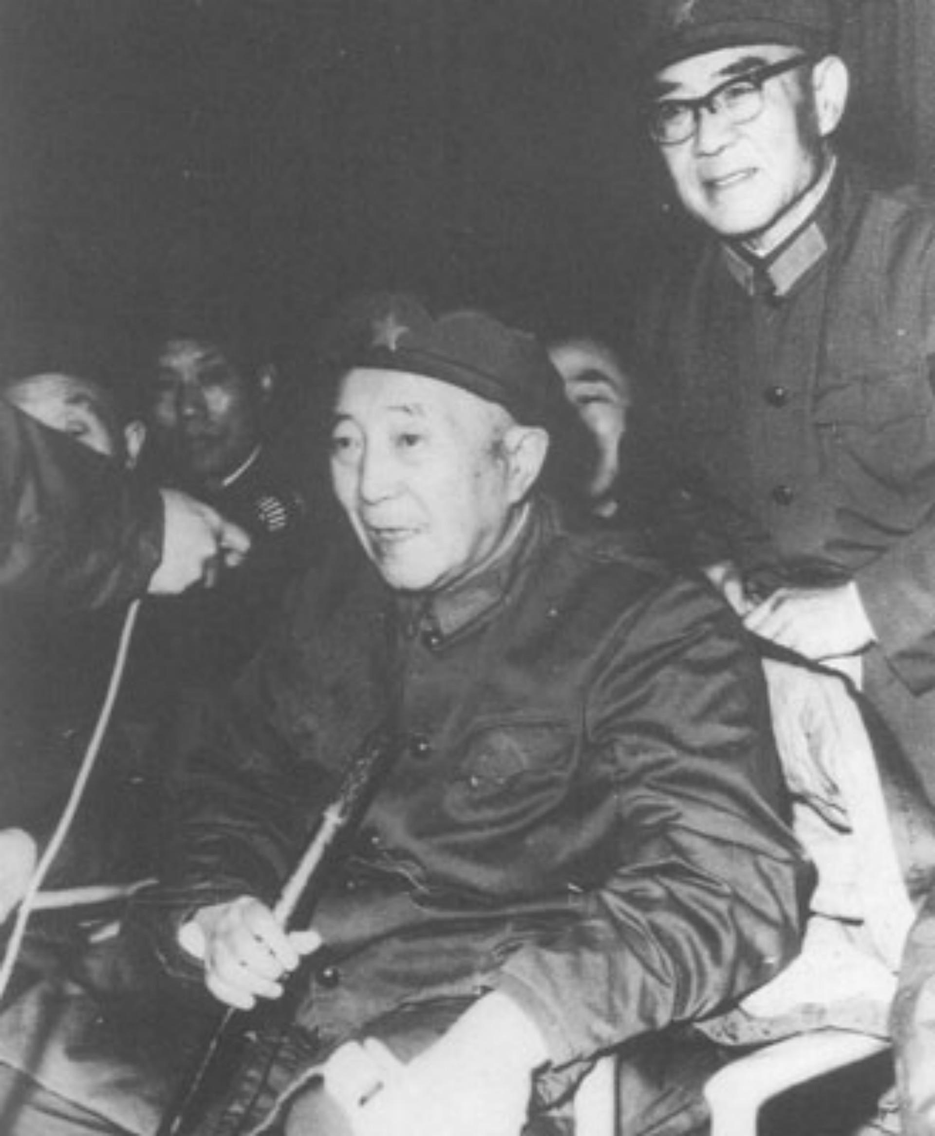 海外軍事網(wǎng)，全球軍事動(dòng)態(tài)的聚焦點(diǎn)，全球軍事動(dòng)態(tài)焦點(diǎn)，海外軍事網(wǎng)深度解析