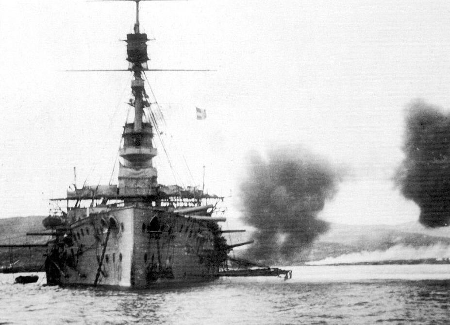 護(hù)衛(wèi)艦與驅(qū)逐艦的區(qū)別，深入解析兩大艦種的特點(diǎn)與差異，護(hù)衛(wèi)艦與驅(qū)逐艦的差異性解析，特點(diǎn)與功能深度對(duì)比