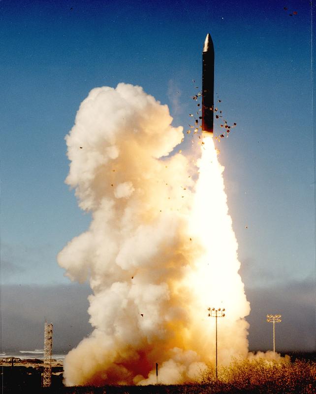 中國(guó)軍事實(shí)力的深度解析，實(shí)力究竟有多強(qiáng)？，中國(guó)軍事實(shí)力的深度解析，究竟有多強(qiáng)大？