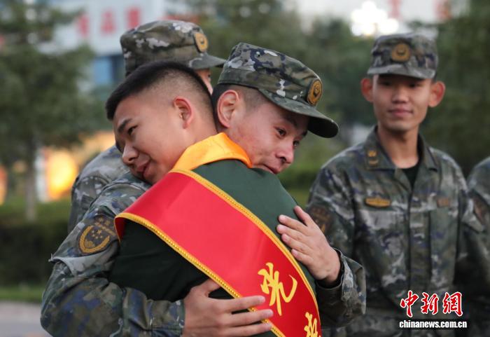 關(guān)于武警在2022年不再退伍的最新政策解讀，武警部隊關(guān)于不再退伍的最新政策解讀（2022年）