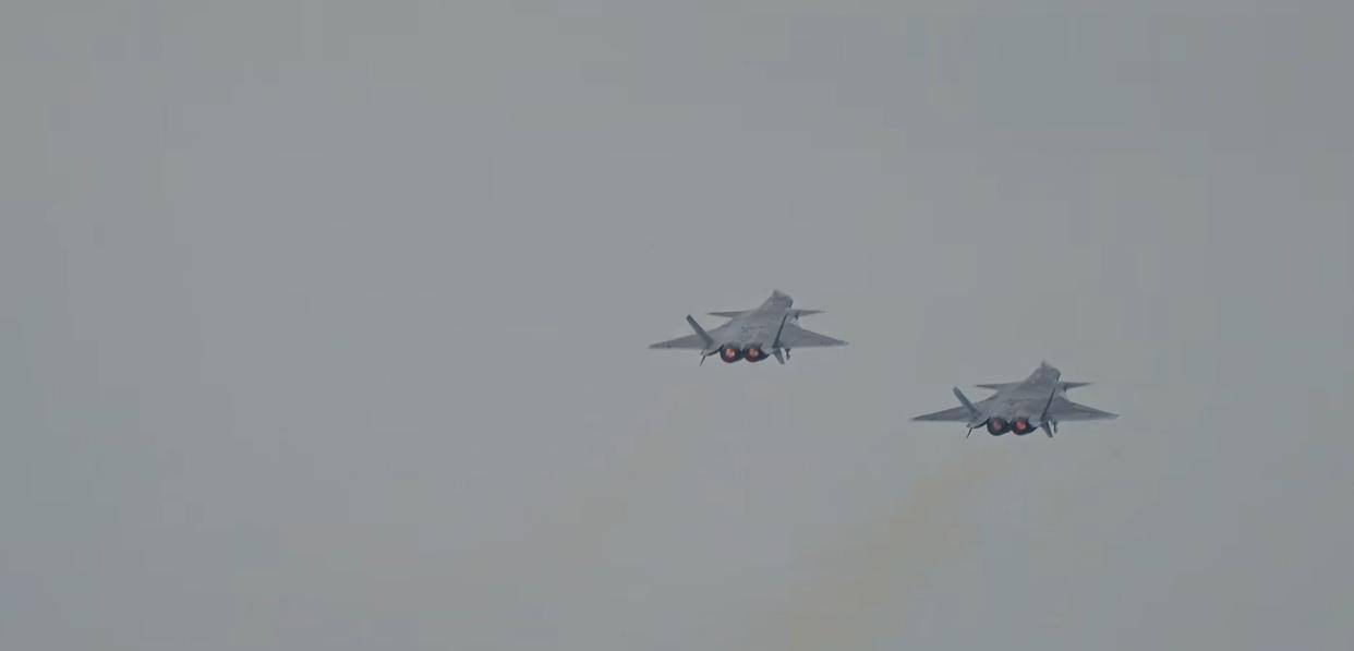 殲-20飛行速度，揭秘中國(guó)新一代隱身戰(zhàn)斗機(jī)的速度與性能優(yōu)勢(shì)，揭秘殲-20隱身戰(zhàn)斗機(jī)的速度與性能優(yōu)勢(shì)