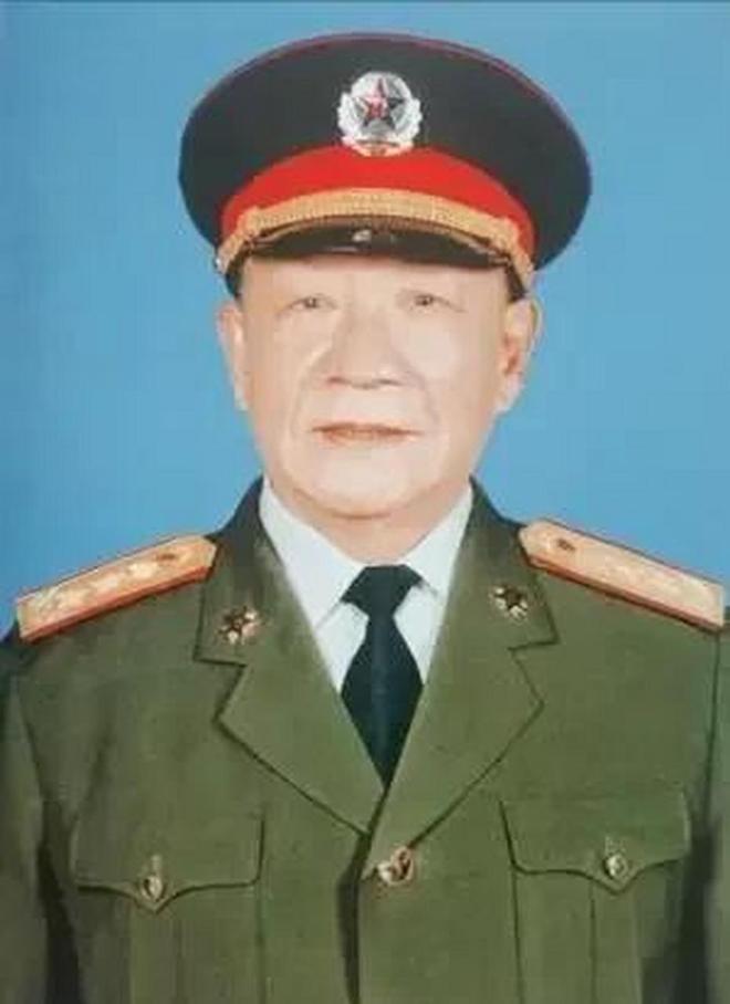 解放軍總參謀長的級別與職責(zé)解析，解放軍總參謀長的級別與職責(zé)詳解