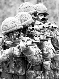 今日戰(zhàn)事新聞，全球軍事動態(tài)深度解析，全球軍事動態(tài)深度解析，今日戰(zhàn)事新聞綜述