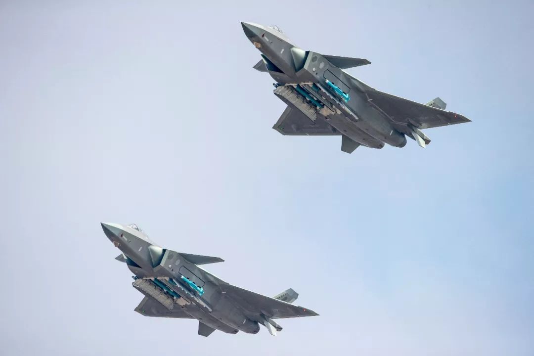 中國殲-40戰(zhàn)斗機圖片，探索未來空中力量的璀璨明珠，中國殲-40戰(zhàn)斗機，未來空中力量的璀璨明珠圖片展示