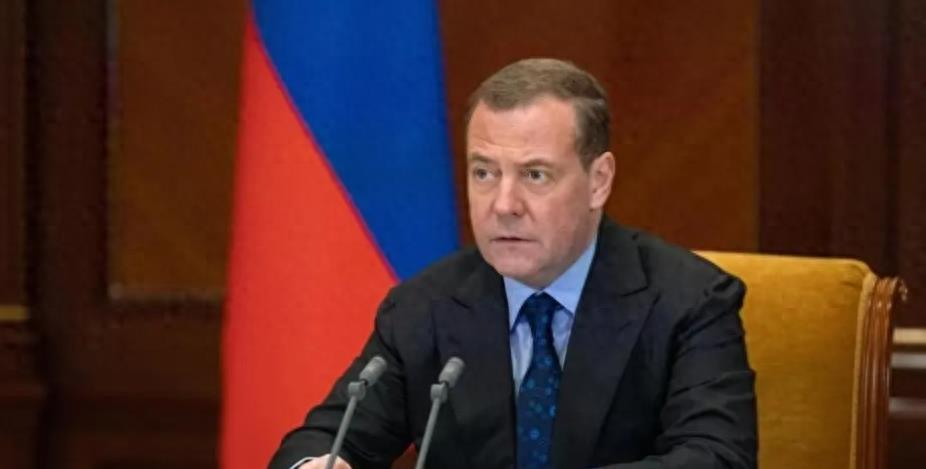 普京首次承認(rèn)俄烏戰(zhàn)爭非常艱難，挑戰(zhàn)與應(yīng)對之策，普京首次承認(rèn)俄烏戰(zhàn)爭面臨巨大挑戰(zhàn)，艱難時刻的應(yīng)對之策