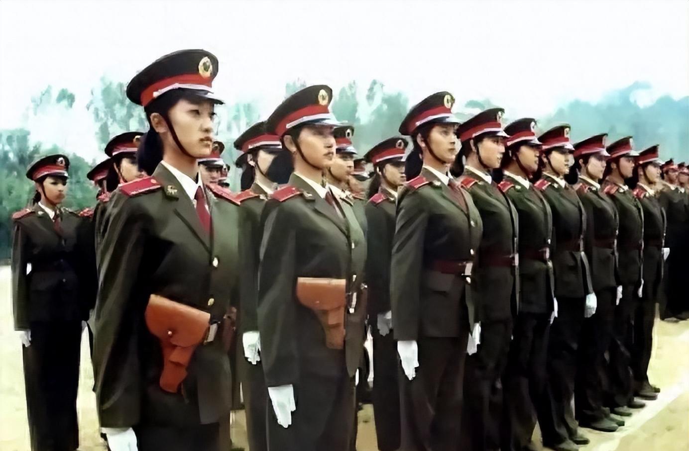 國慶節(jié)閱兵式，幾年一度的盛大儀式，國慶節(jié)閱兵式，盛況空前的年度盛典