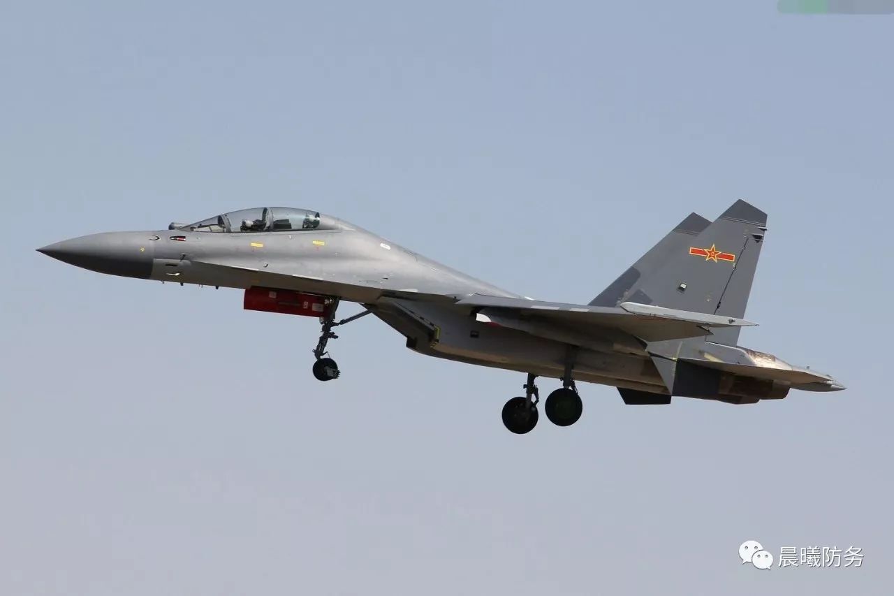 教你分辨殲-11與殲-16，兩款戰(zhàn)斗機的特點與差異，殲-11與殲-16戰(zhàn)斗機，特點與差異解析