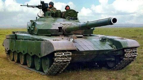 中國(guó)99式主戰(zhàn)坦克，性能與特點(diǎn)解析，中國(guó)99式主戰(zhàn)坦克性能與特點(diǎn)深度解析