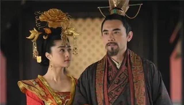 探索最佳軍事新聞視頻觀看平臺(tái)，哪個(gè)網(wǎng)站是你的首選？，軍事新聞視頻觀看平臺(tái)大比拼，哪個(gè)網(wǎng)站是你的首選之選？