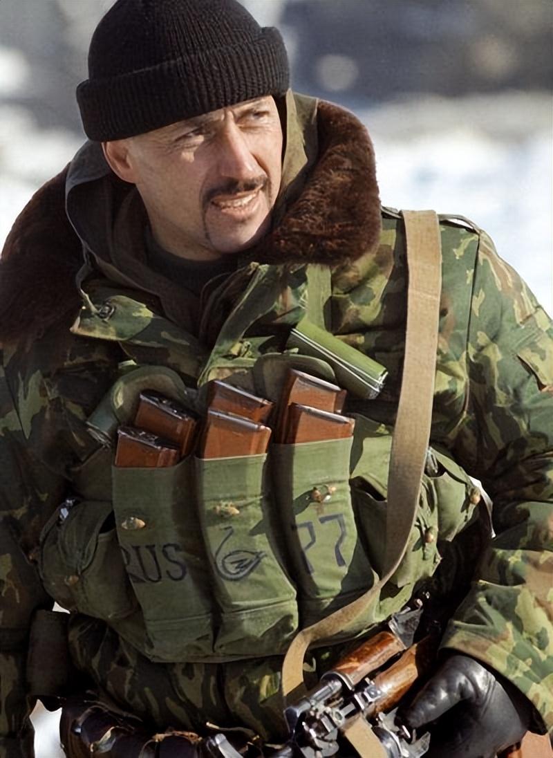 中國最新武器裝備大全概覽，中國最新武器裝備概覽大全