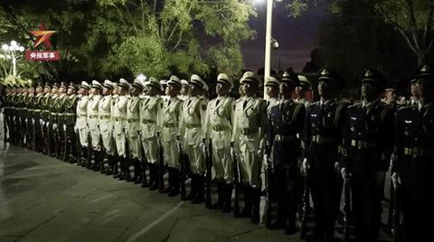 國(guó)慶閱兵是每年一次嗎？——深度解析與探討，深度解析與探討，國(guó)慶閱兵是否為每年例行活動(dòng)？