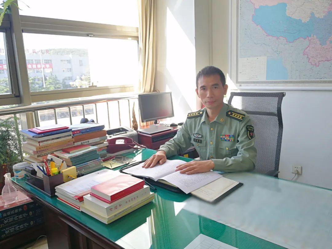 國防大學(xué)官網(wǎng)，探索中國軍事教育的門戶，國防大學(xué)官網(wǎng)，中國軍事教育的探索門戶