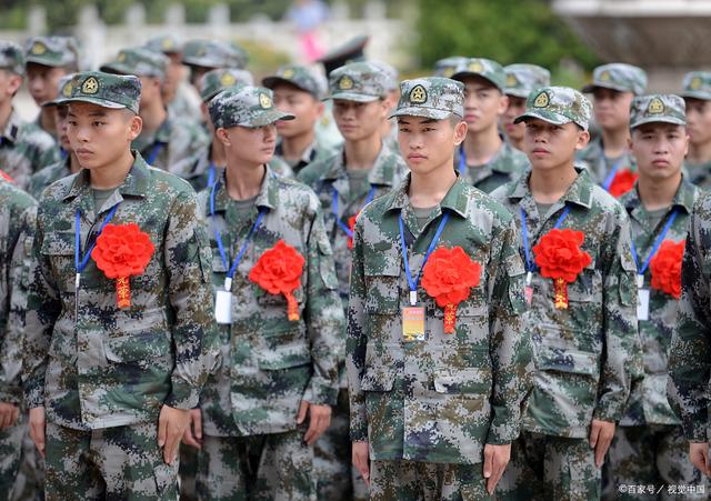 為什么大二當(dāng)兵最劃算？，大二學(xué)生選擇當(dāng)兵的優(yōu)勢與價(jià)值所在