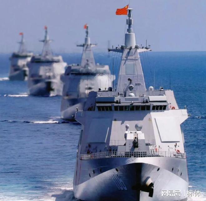 關(guān)于我國海軍新型驅(qū)逐艦，055型驅(qū)逐艦服役數(shù)量解析，我國海軍新型驅(qū)逐艦055型服役數(shù)量解析，實(shí)力展現(xiàn)與戰(zhàn)略布局