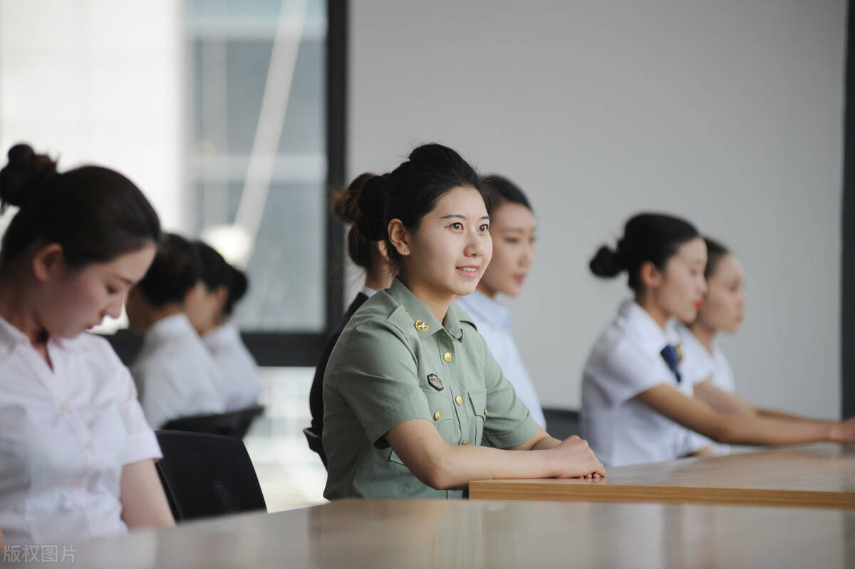女生考部隊(duì)文職報(bào)考攻略，實(shí)現(xiàn)夢想，從這里起航，女生考部隊(duì)文職報(bào)考攻略，實(shí)現(xiàn)夢想，從文職起航之路