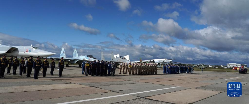 新華網(wǎng)軍事頻道，深度解讀軍事資訊，引領國防新視野，新華網(wǎng)軍事頻道，深度解讀軍事資訊，國防新視野領航者