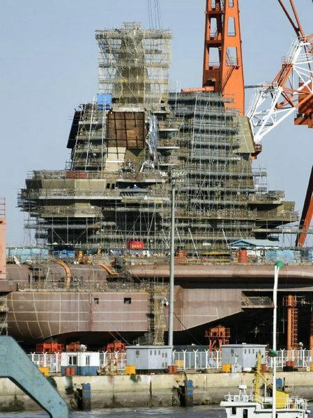 遼寧艦與山東艦的排水量揭秘，中國(guó)海軍雙璧的磅礴力量，中國(guó)海軍雙璧磅礴力量，遼寧艦與山東艦排水量揭秘