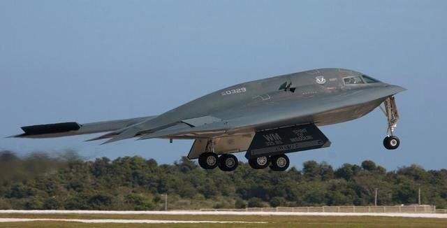 轟-20最新進(jìn)展，揭秘中國新一代隱身戰(zhàn)略轟炸機(jī)的發(fā)展之路，揭秘，中國新一代隱身戰(zhàn)略轟炸機(jī)轟-20的最新發(fā)展進(jìn)展