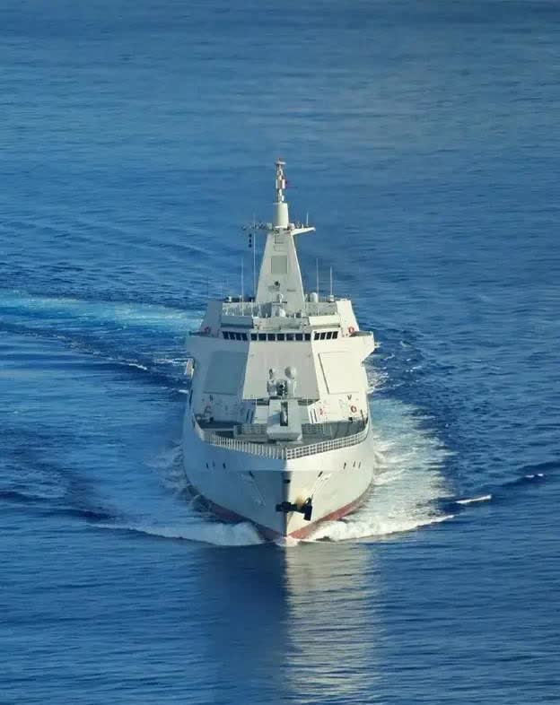 海軍艦艇退役，海軍112艦和海軍113艦的榮耀與落幕，海軍艦艇榮耀與落幕，海軍艦艇退役，海軍艦艇112艦與海軍艦艇113艦的退役回顧