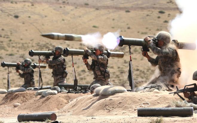 關(guān)于中國陸軍13個集團(tuán)軍總?cè)藬?shù)的探討，中國陸軍13個集團(tuán)軍總?cè)藬?shù)探討，規(guī)模與力量分析