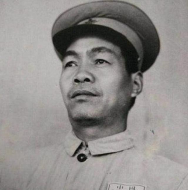 上將退休了，他的警衛(wèi)工作也隨之結(jié)束了嗎？警衛(wèi)人數(shù)有多少？如何安排警衛(wèi)工作？這些問題或許會引起人們的關(guān)注。本文將圍繞這些話題展開探討。，上將退休后警衛(wèi)工作的安排，人數(shù)、職責(zé)與流程揭秘