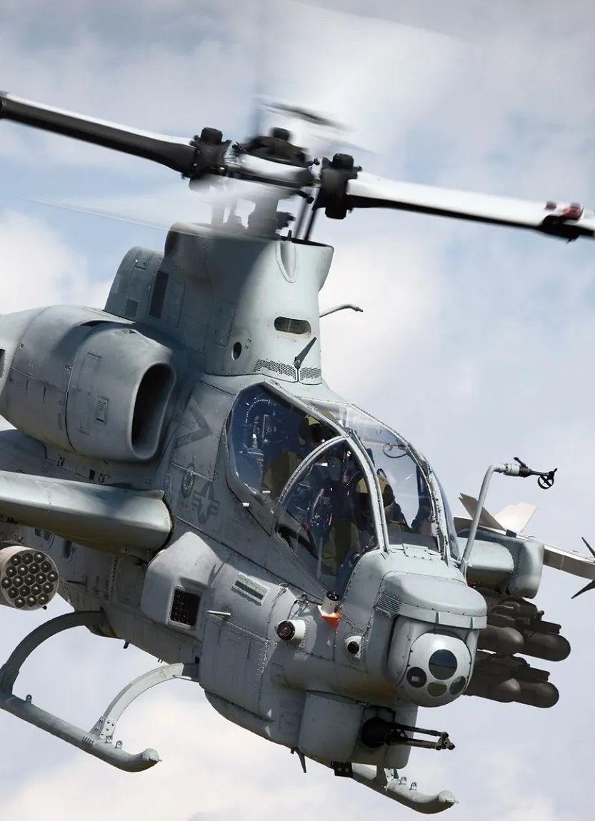 武裝直升機(jī)圖片，探索現(xiàn)代空中力量的精華，現(xiàn)代武裝直升機(jī)圖片，探索空中力量的精華