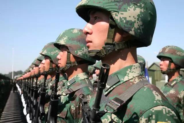 關于大學生當兵近視接受度，解讀度數限制與未來展望，大學生當兵近視接受度解析，度數限制與未來展望的解讀