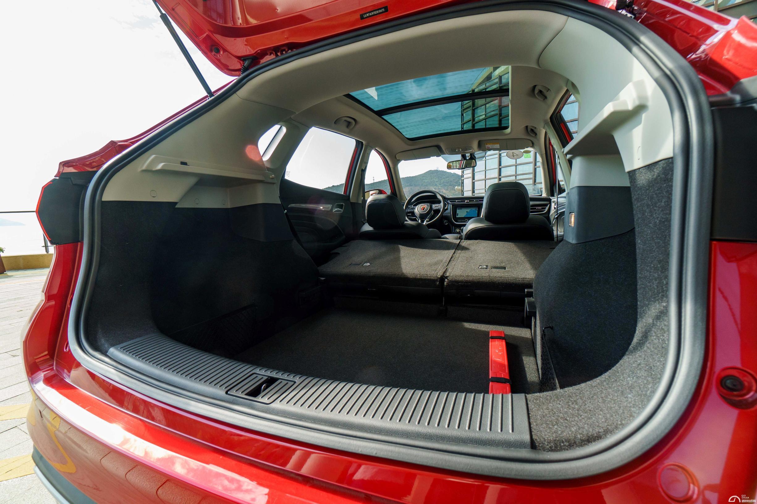 王中王四肖期期準一，揭秘預測背后的秘密，揭秘王中王四肖期期精準預測背后的秘密